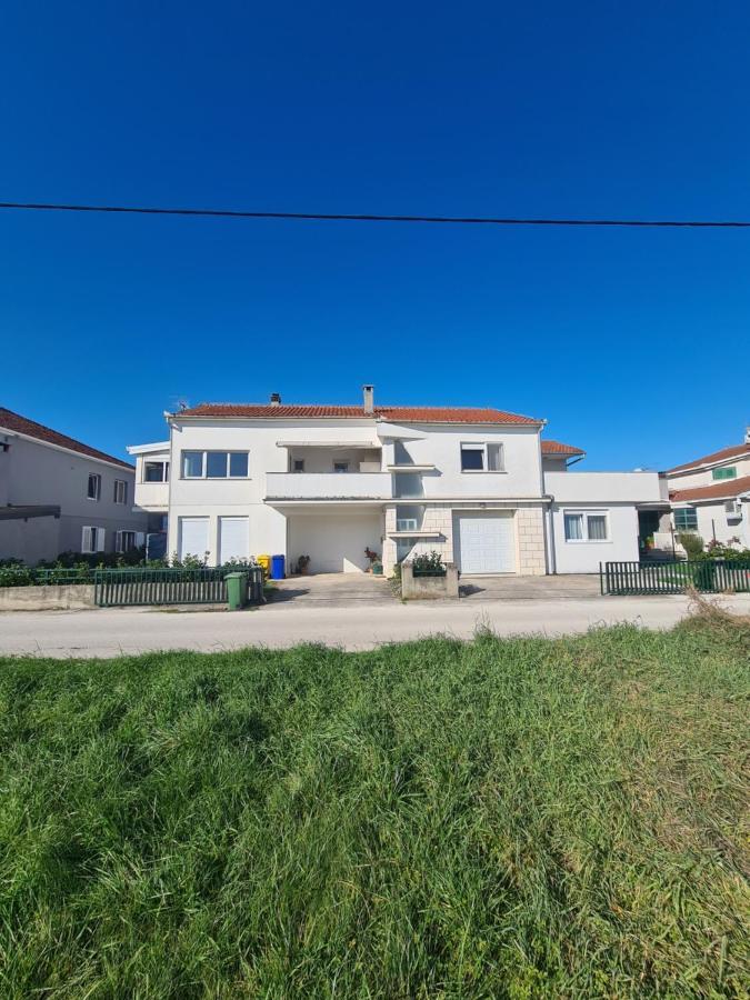 Apartment Melody Меткович Экстерьер фото