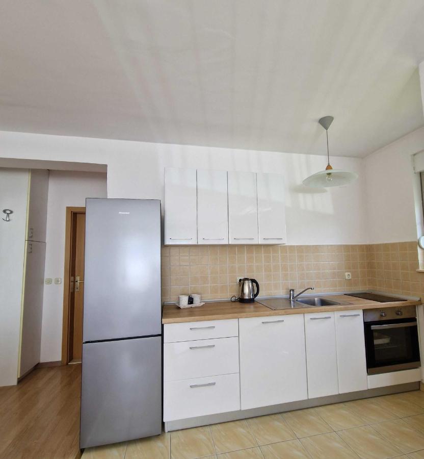 Apartment Melody Меткович Экстерьер фото